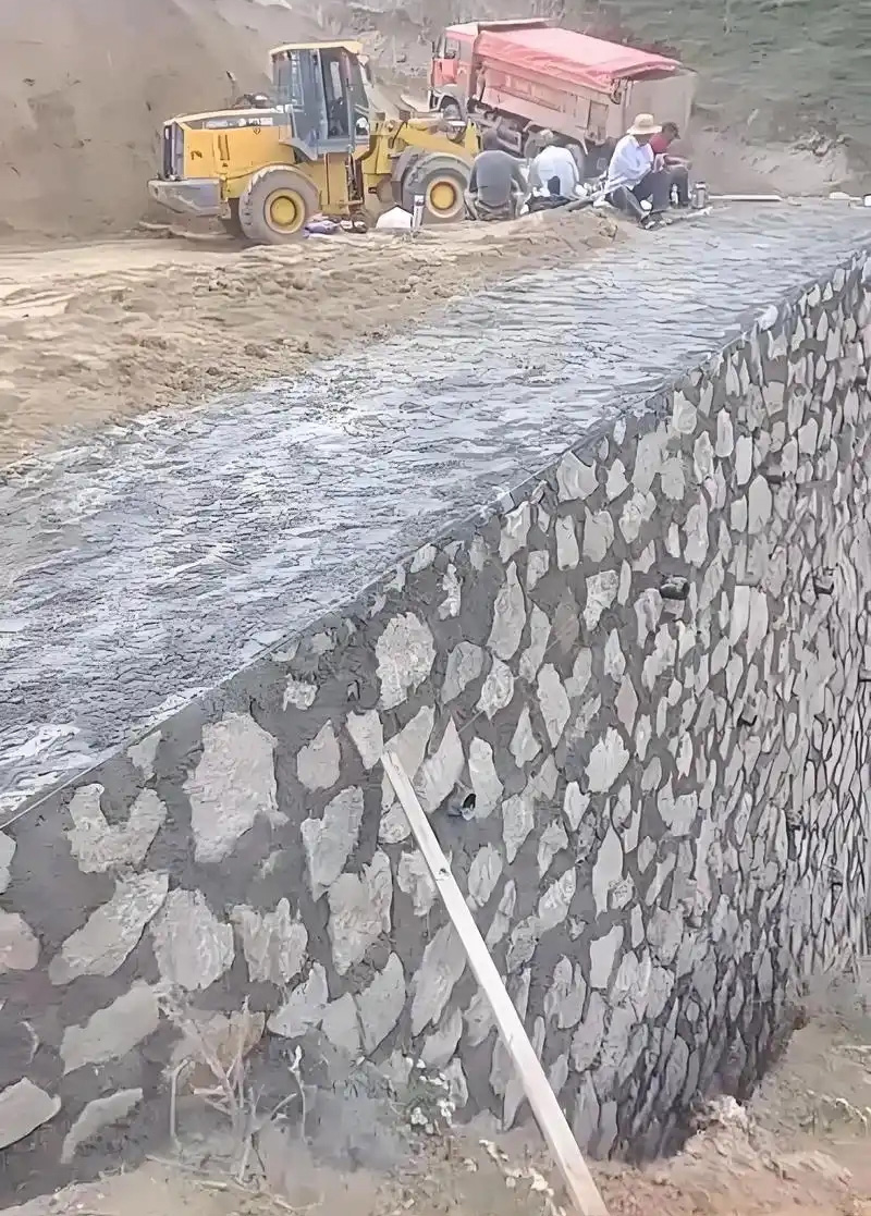 济南章丘区边坡加固